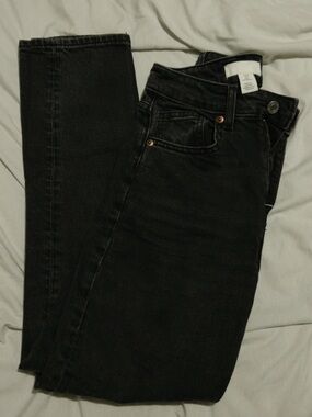 H&M High Rise Straight Jean